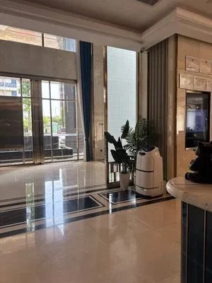 guest photo