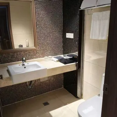 guest photo