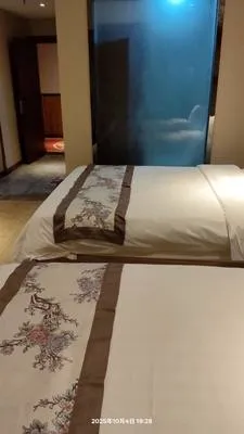 guest photo