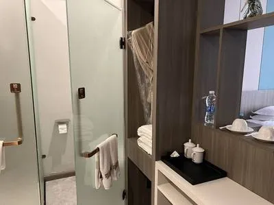 guest photo