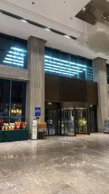 guest photo