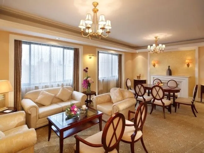Shanghai Hotel