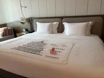 guest photo
