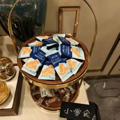 guest photo