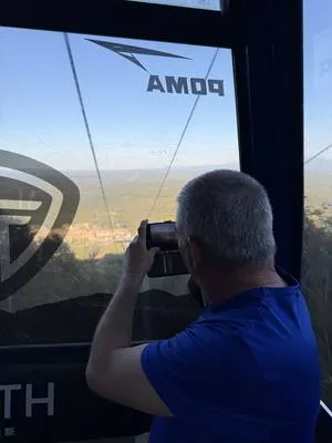 guest photo