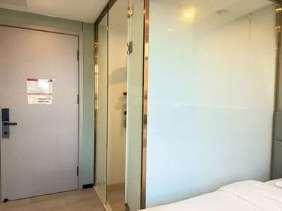 guest photo
