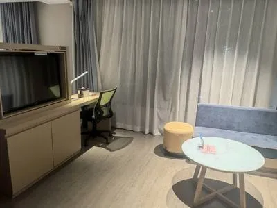 guest photo