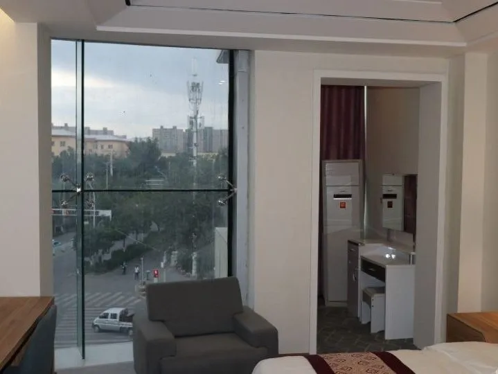 Changji Zhenghong Yuan Hotel