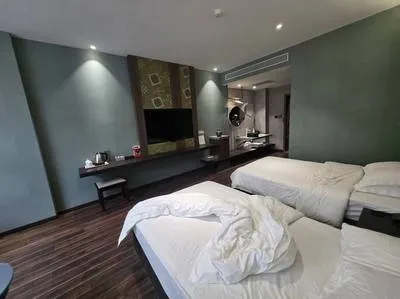 guest photo