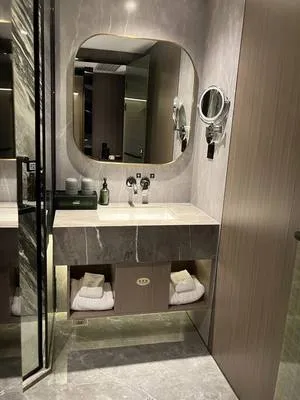 guest photo
