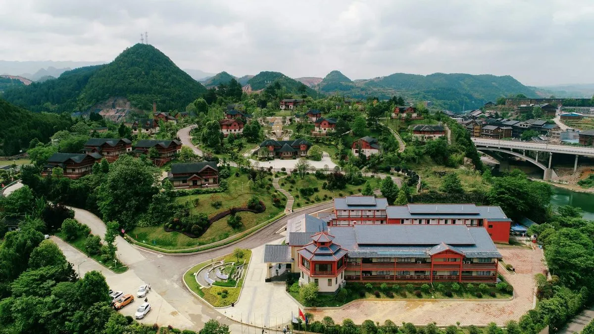 Kaili Yuantuo Zhuang Hotel