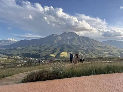 guest photo