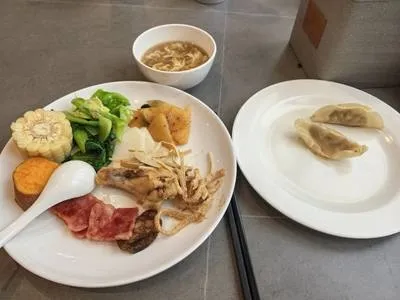 guest photo