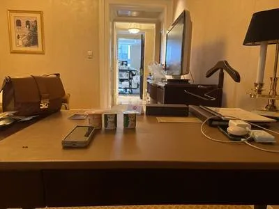 guest photo