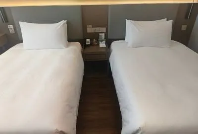 guest photo