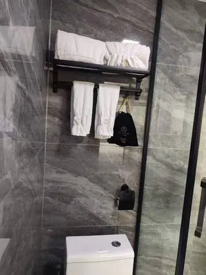 guest photo