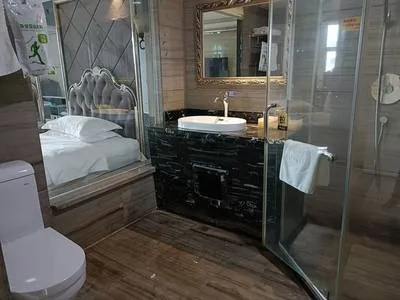 guest photo