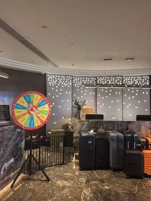 guest photo