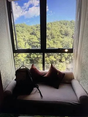 guest photo