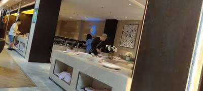 guest photo