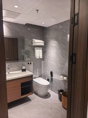 guest photo