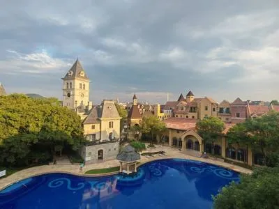 guest photo