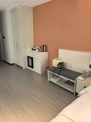 guest photo