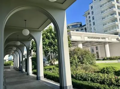 guest photo