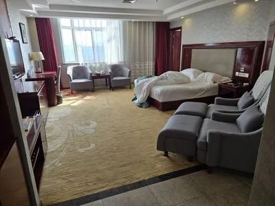 guest photo