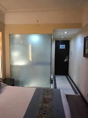 guest photo