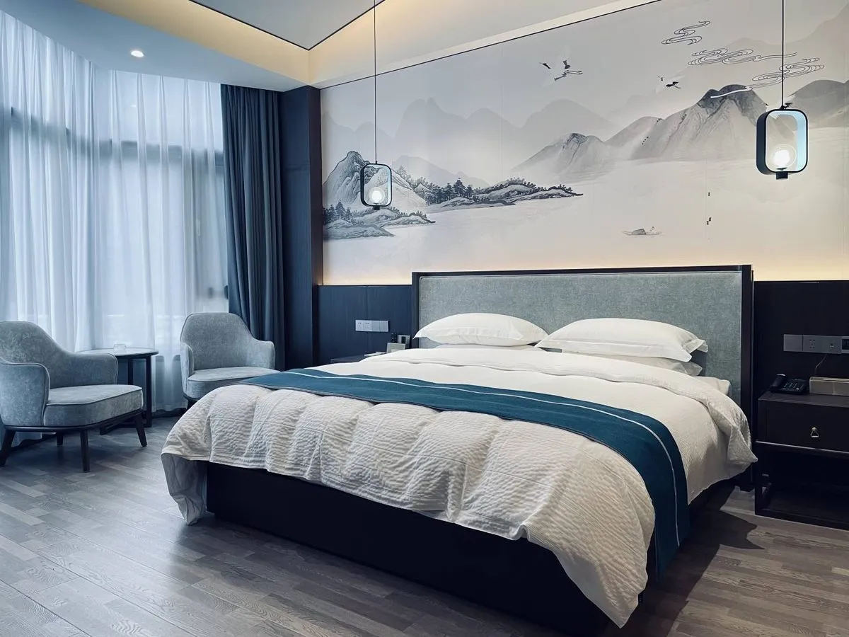 Longhua Hotel