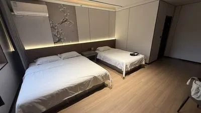 guest photo