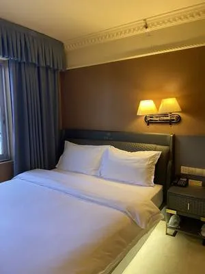 guest photo