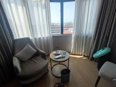guest photo