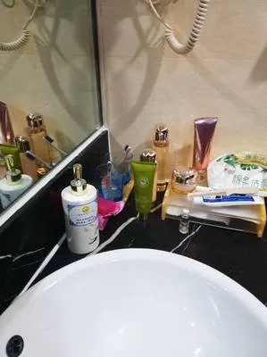 guest photo