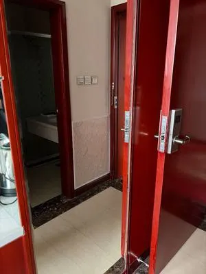 guest photo