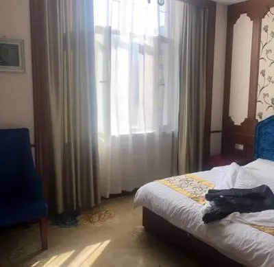 guest photo