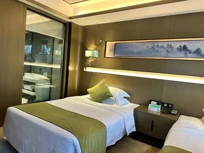 guest photo