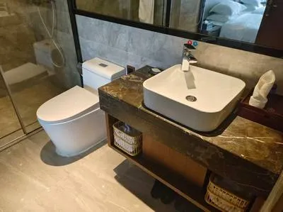 guest photo