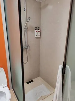 guest photo