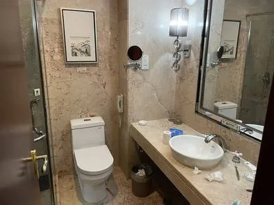 guest photo