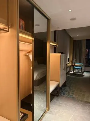 guest photo