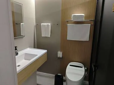 guest photo