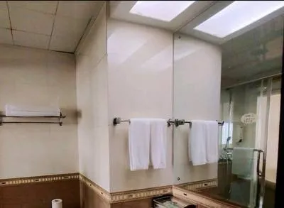 guest photo