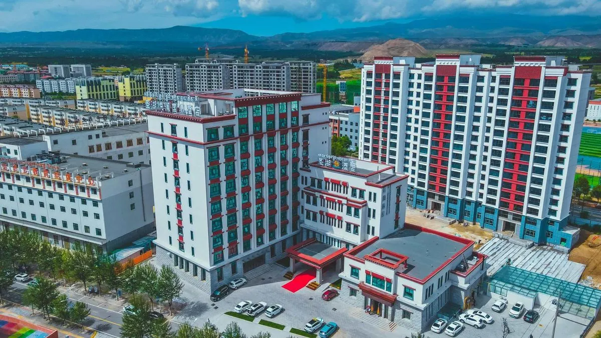 Hainan Zhousheng Huyue Lan International Hotel