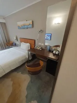 guest photo