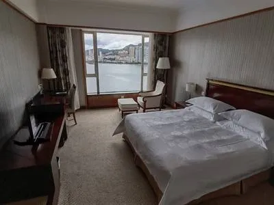guest photo