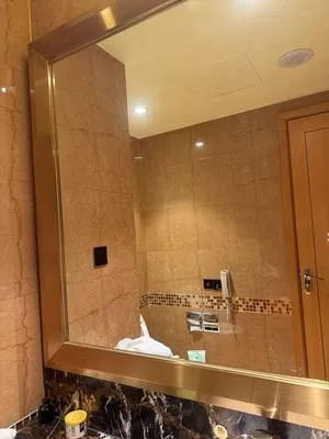 guest photo