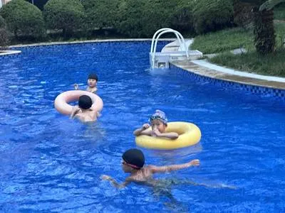 guest photo