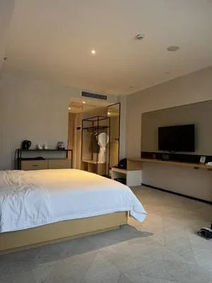 guest photo